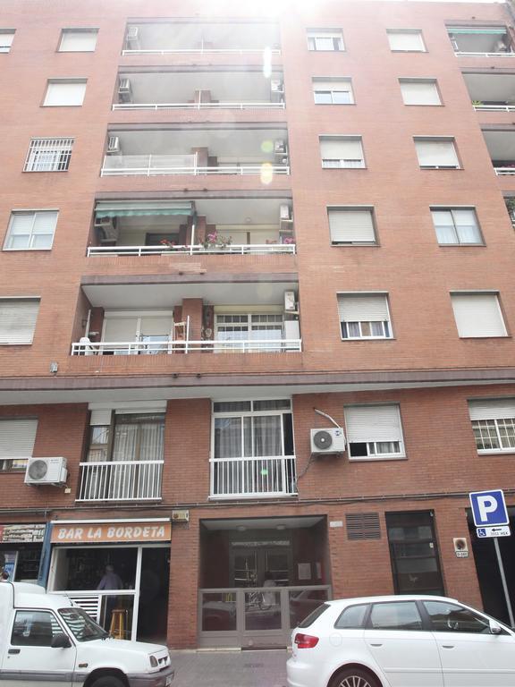 Apartamento Bordeta Barcelona Habitación foto