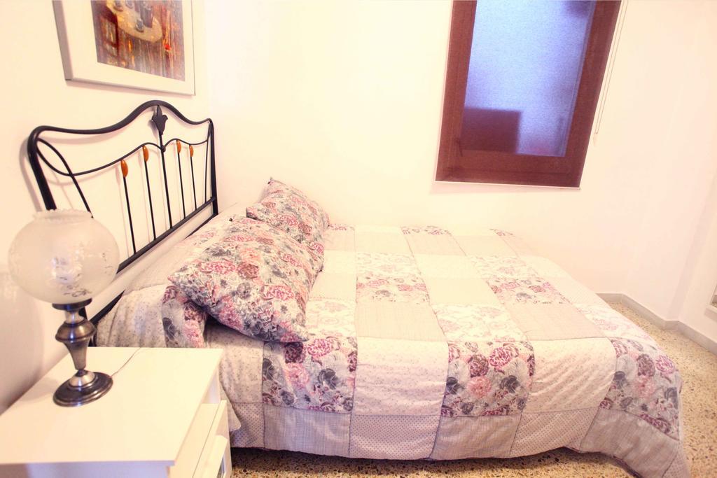 Apartamento Bordeta Barcelona Exterior foto